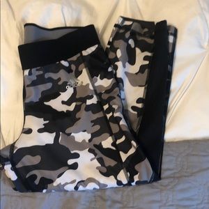 Adidas crop leggings